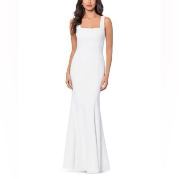 AQUA
Square Neck Mermaid Gown - Exclusive - Picture 1 of 10
